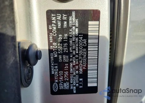 2011 Hyundai Equus Signature z USA, uszkodzony, nr VIN KMHGH4JF5BU030541